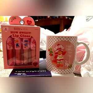 Strawberry Shortcake Mug Lip Gloss Set New